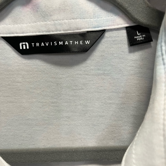 Travis Mathew Men's Light Blue and Pink Polo Shirt Size L - Picture 4 of 7